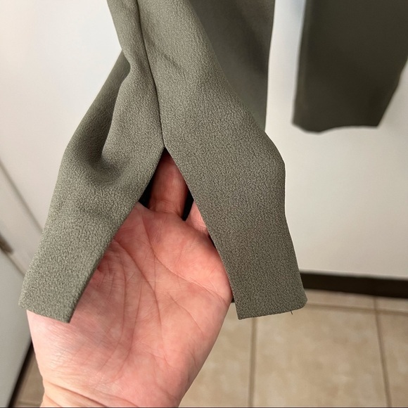 Anthropologie the Essential Pull-On Crepe Olive Green Trouser - Picture 5 of 12